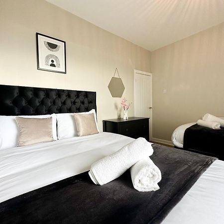 2 Bedroom House 10 Mins To City Centre & Albert Dock Liverpool Exterior photo